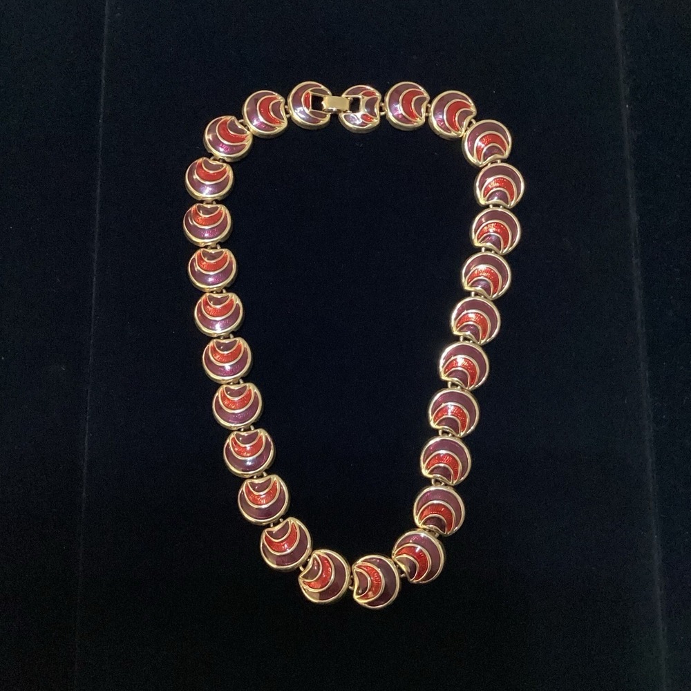 Vintage Gold Tone Red Burgundy Enamel Crescent Link Collar Necklace 17 Inch
